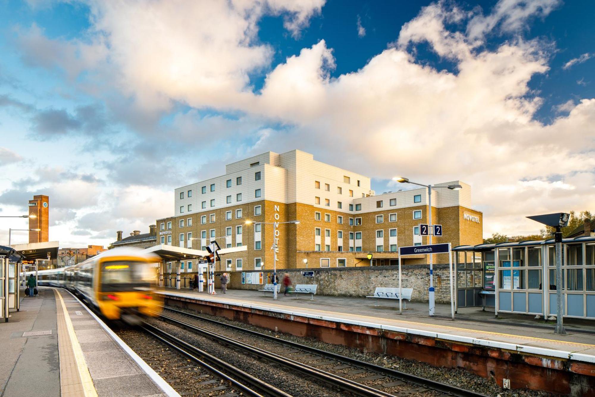 Novotel London Greenwich Zewnętrze zdjęcie