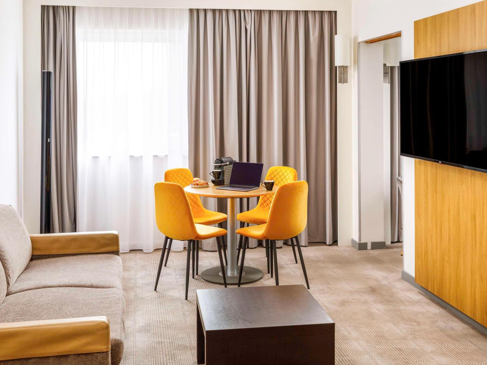 Novotel London Greenwich Zewnętrze zdjęcie